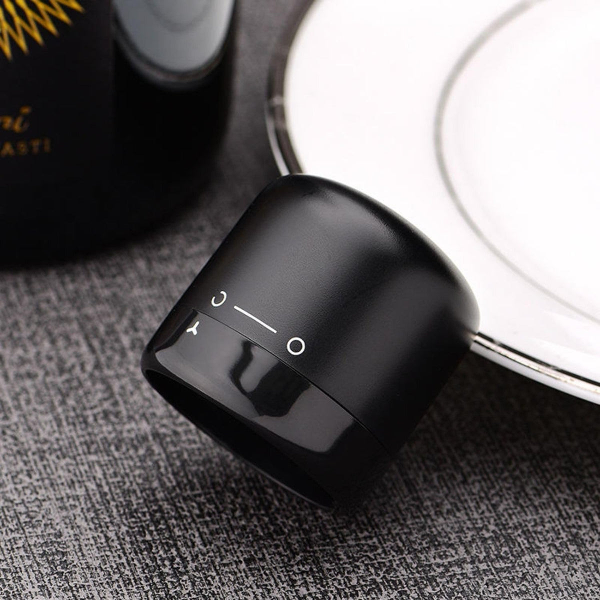 🔥Keep Your Wine Fresh for Longer – Automatic Wine Bottle Stopper